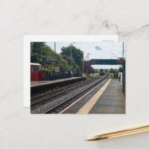 Spoorwegstation Cottingley, Leeds