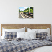 Spoorwegstation Cottingley, Leeds Canvas Afdruk (Insitu (Slaapkamer))