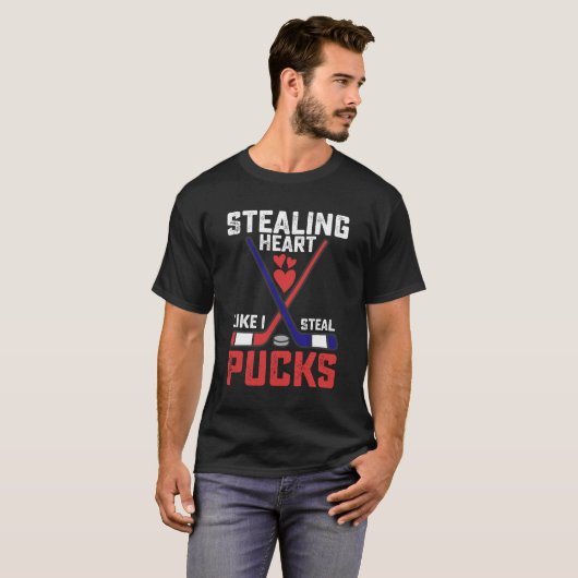 Sporend hart zoals ik Steal Pucks Hockey Valentijn T-shirt (Voorkant volledig)