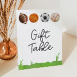 Sport Football Basketball Baseball Gift Table Reclamebord Met Voetstuk<br><div class="desc">Dit is een Basketball Soccer Baseball Gift Table Sign van het Football Sport.</div>