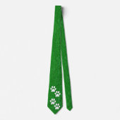 Sport Team Mascotte Paw Prints op gras Print Stropdas (Voorkant)