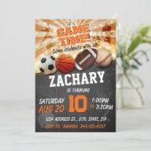 Sport verjaardag uitnodiging assorted sport ballen (Staand voorkant)