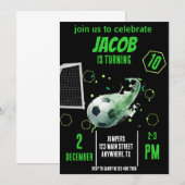 Sport Vliegend Voetbal Doel Verjaardag Uitnodiging (Voorkant / Achterkant)