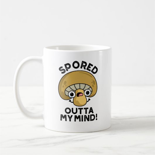 Sported Outta My Mind Funny Bored Mushroom Pun Koffiemok (Links)