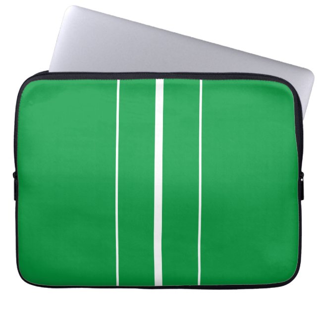 Sportieve Heldergroene Verticale Witte Racing Stri Laptop Sleeve (Voorkant)