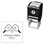 Sportieve pickleball peddels en bal paar bruiloft zelfinktende stempel (In situ)