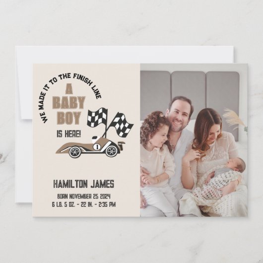Sportieve Race Auto Baby Boy Geboorte Aankondiging (Voorkant)