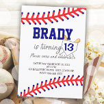 Sports Birthday Party Boy Baseball Thema Kaart<br><div class="desc">Sports Birthday party Boy Baseball Theme Uitnodiging! Met dit leuke en unieke honkbalverjaardagsontwerp, dat is gemaakt met honkbalvleermuizen achter het bord van je eigen huis, met de leeftijd van je kind. Pas de tekst aan in deze verjaardagsuitnodiging sjabloon voor je verjaardagsfeestuitnodiging om die speciale aanraking toe te voegen aan de...</div>