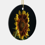 Spotlight op een prachtige zonnebloem keramisch ornament (Rechts)