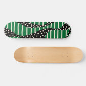 Spots and Stripes 2 - Green, Cream and Black Persoonlijk Skateboard (Horizontaal)