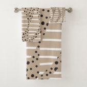 Spots and Stripes 2 - Taupe, Black en White Bad Handdoek (Insitu)