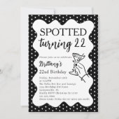 Spotted Turning 22 Polka Dot 22nd Birthday Party Kaart (Voorkant)