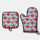 Spotty Red Teapot en Cups Blue Pattern Ovenwant & Pannenlap Set (Voorkant)
