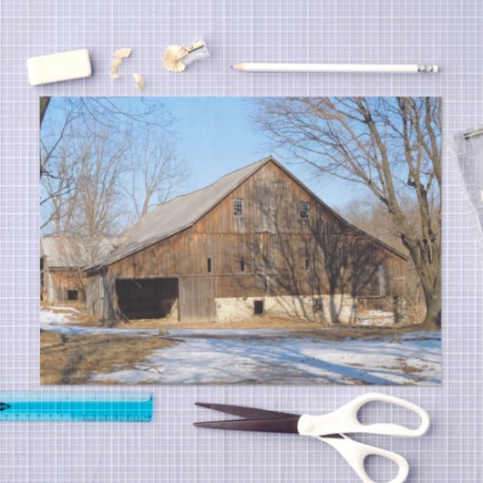 Sprawling Rural Barn Tissuepapier (Craft)