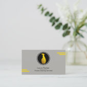 Spray Bottle Cleaning Service Home Gold Visitekaartje (Staand voorkant)