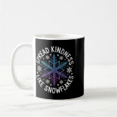 Spread Kindness Like Snowflakes Insrational Winter Koffiemok (Links)