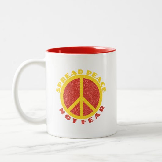 Spread Peace not Angst Peace Symbol Yellow Red Tweekleurige Koffiemok (Links)