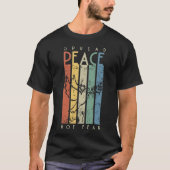 Spread Peace Not Fear Retro Stripes Dove T-shirts (Voorkant)