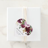 Spread the Love Moody Plum Floral Wedding Bedankjes Labels (In situ)