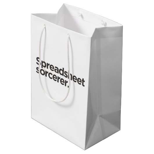 Spreadsheet Tovenaar | Grappig Cadeau voor Collega Medium Cadeauzakje (Achterkant Gekanteld)