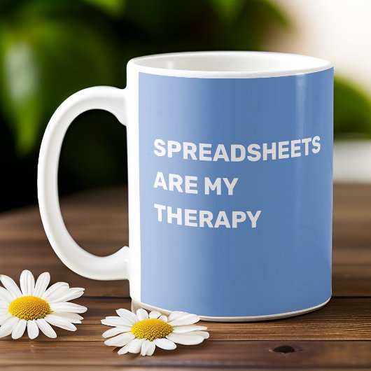 Spreadsheets zijn mijn therapie - lichtblauw koffiemok