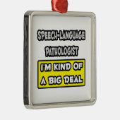 Spreektaal patholoog .. belangrijk onderdeel metalen ornament (Rechts)