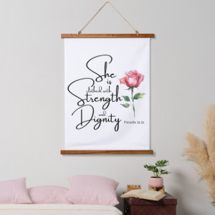 Spreuken 31:25 Ze is gekleed Bijbel Verse Bloem Hangend Wandkleed