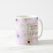 Spreuken 31:28 Religieuze Schrift voor Moeder Bloe Koffiemok (Voorkant rechts)