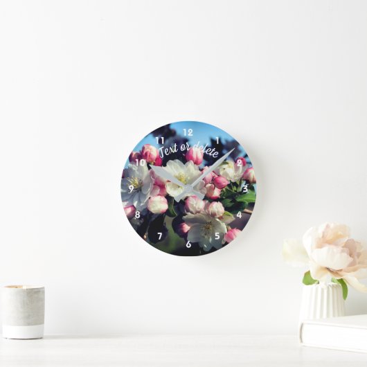 Spring Apple Bloesems gepersonaliseerd Ronde Klok (Huis)