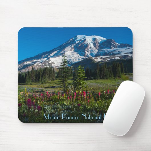 Spring Bloom op Mount Rainier Muismat (Met muis)