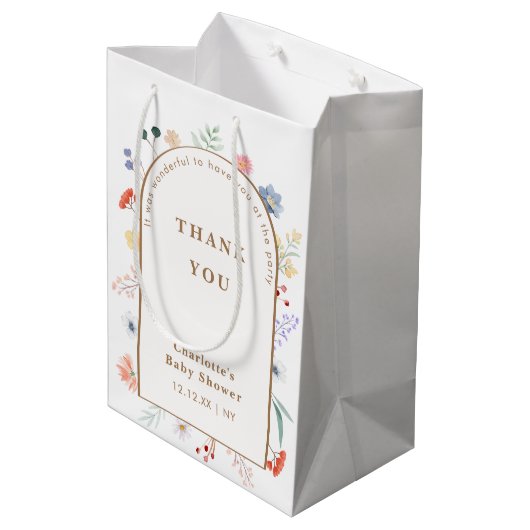 Spring Boho Arch Wildflower Bloemen Baby shower Medium Cadeauzakje (Achterkant Gekanteld)