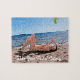 Spring Break Girl Liggend op Sandy Beach Legpuzzel