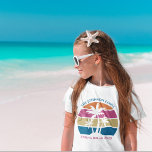 Spring Break Trip Beach Sunset Cute Custom Girls T-shirt<br><div class="desc">Deze schattige tropische palmzonnehemd voor meisjes is perfect voor een lenteverspreking of een leuke vakantie met de familie op de weg van het cruiseschip. Pas een set aangepaste t-shirts aan voor uw groep die naar het strand of een eilandgezinshereniging gaat.</div>