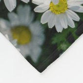 Spring Daisy Field: Serene achtergrond Fleece Deken (Hoek)