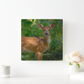 "Spring Fawn" Vierkante Klok (Huis)