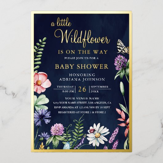 Spring Floral A Little Wildflower Baby shower Gold Folie Uitnodiging (Voorkant)