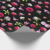 Spring Floral Fotoprint Zwarte achtergrond Wrap Cadeaupapier (Hoek)