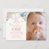 Spring Floral Pink Bunny Girl's 1e foto Verjaardag Kaart (Voorkant)