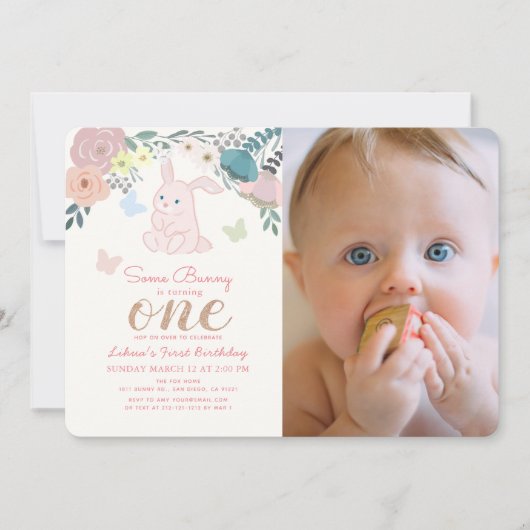 Spring Floral Pink Bunny Girl's 1e foto Verjaardag Kaart (Voorkant)