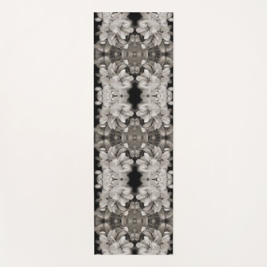 Spring Flower Black en White Abstract Yogamat (Voorkant)