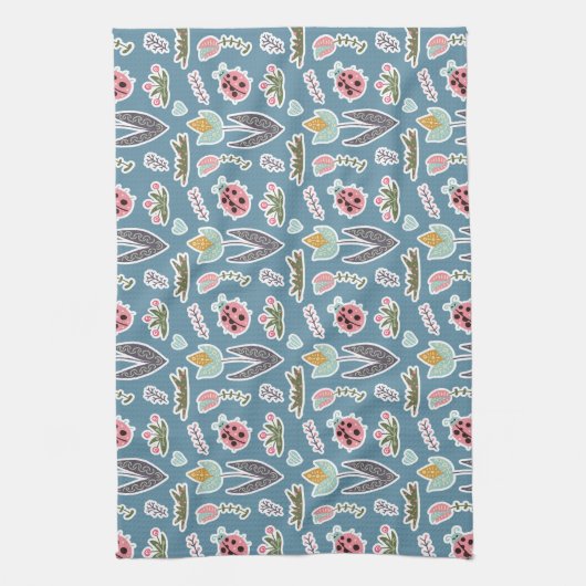 Spring Flowers and Ladybug Pattern Theedoek (Verticaal)