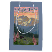 Spring Flowers - Glacier National Park, MT Medium Cadeauzakje (Achterkant)
