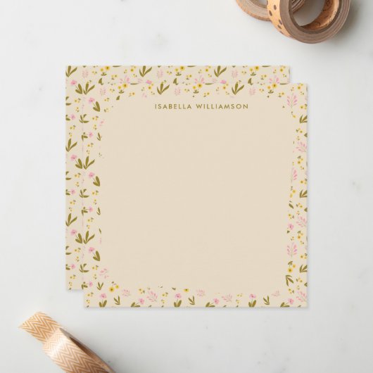 Spring Flowers roze groene Floral Aangepaste naam Notitiekaartje (Voorkant / Achterkant in situ)