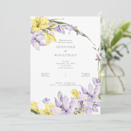 Spring Freesia Wreath Wedding Invitation Kaart (Staand voorkant)