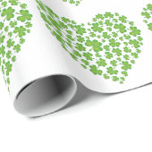 Spring Green Irish Shamrock Heart Cadeaupapier (Rol Hoek)