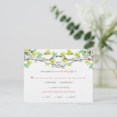 Spring Green Knotted Love Trees Wedding RSVP Kaart (Staand voorkant)