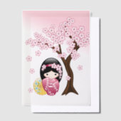 Spring Kokeshi Doll Schattige Japans Geisha Insert Vellum Uitnodigingen (Offset)