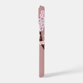 Spring Kokeshi Doll - Stomme Japanse geisha op Roz iPhone 15 Case (Linkerkant)