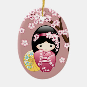 Spring Kokeshi Doll - Stomme Japanse geisha op Roz Keramisch Ornament