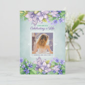 Spring Memorial Celebring a Life Lila Photo Kaart (Staand voorkant)